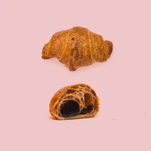Félegyházi Családi Pékség - Teljes kiőrlésű szilvalekváros croissant